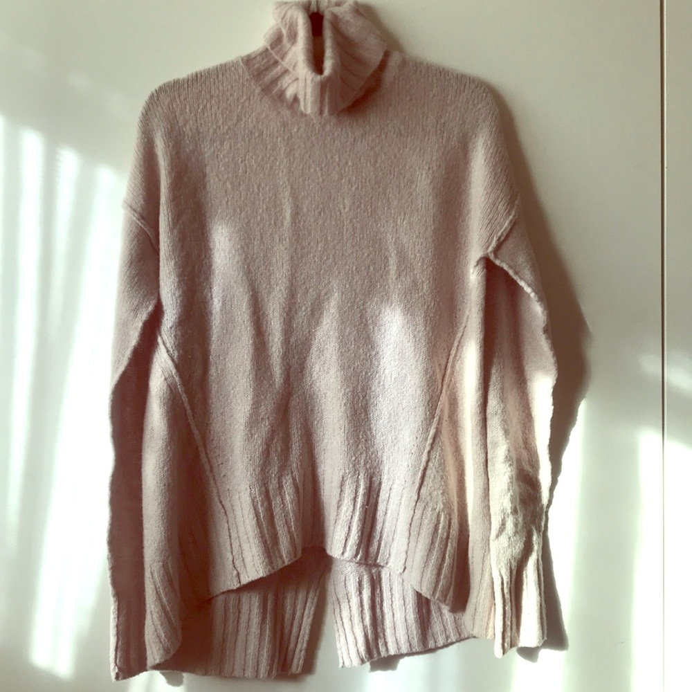 Brochu Walker turtle neck pullover ✨
